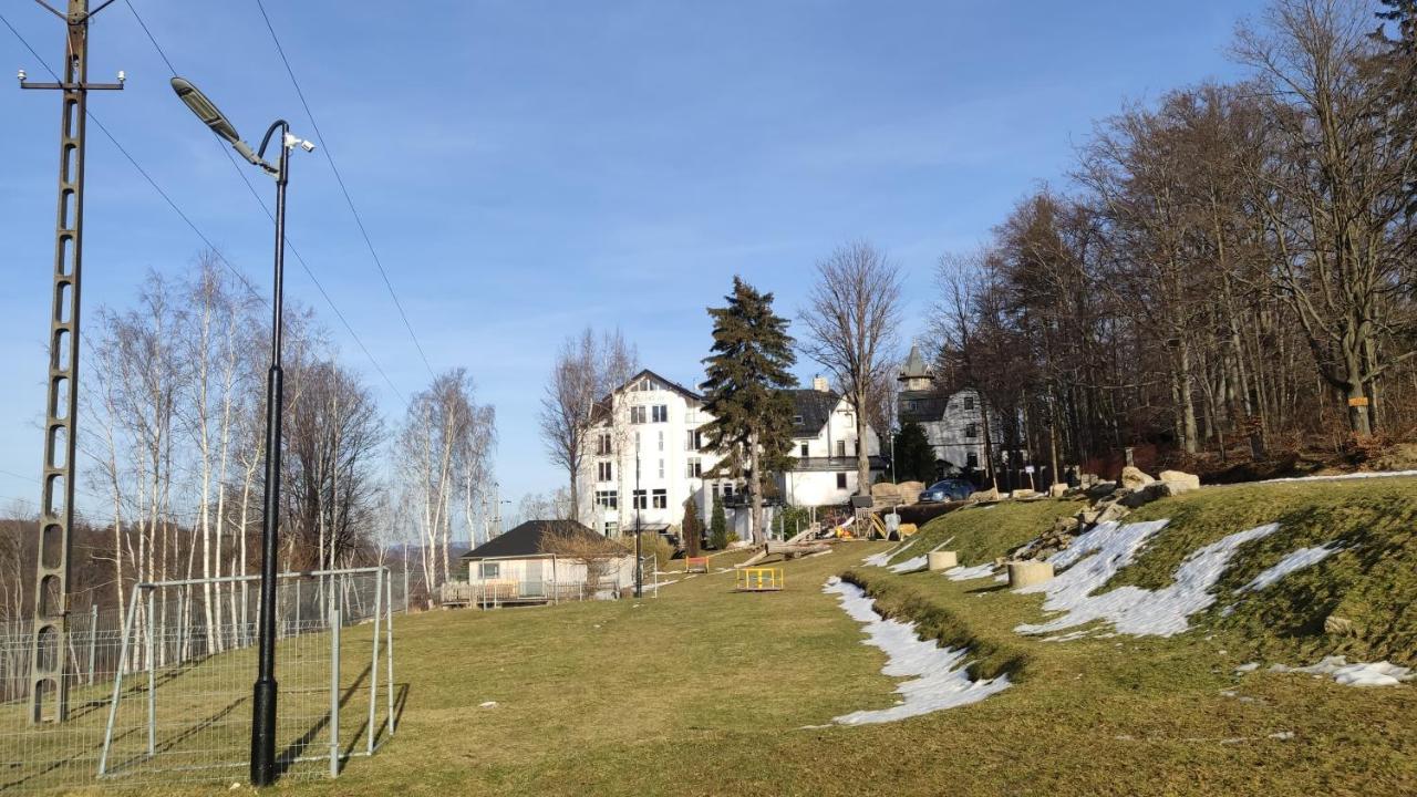 Pensjonat Orla Skala Sklářská Poruba Exteriér fotografie